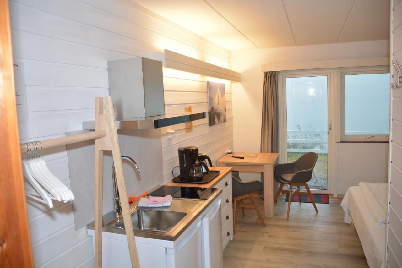 Langenuen Motel & Camping Stord Ngoại thất bức ảnh