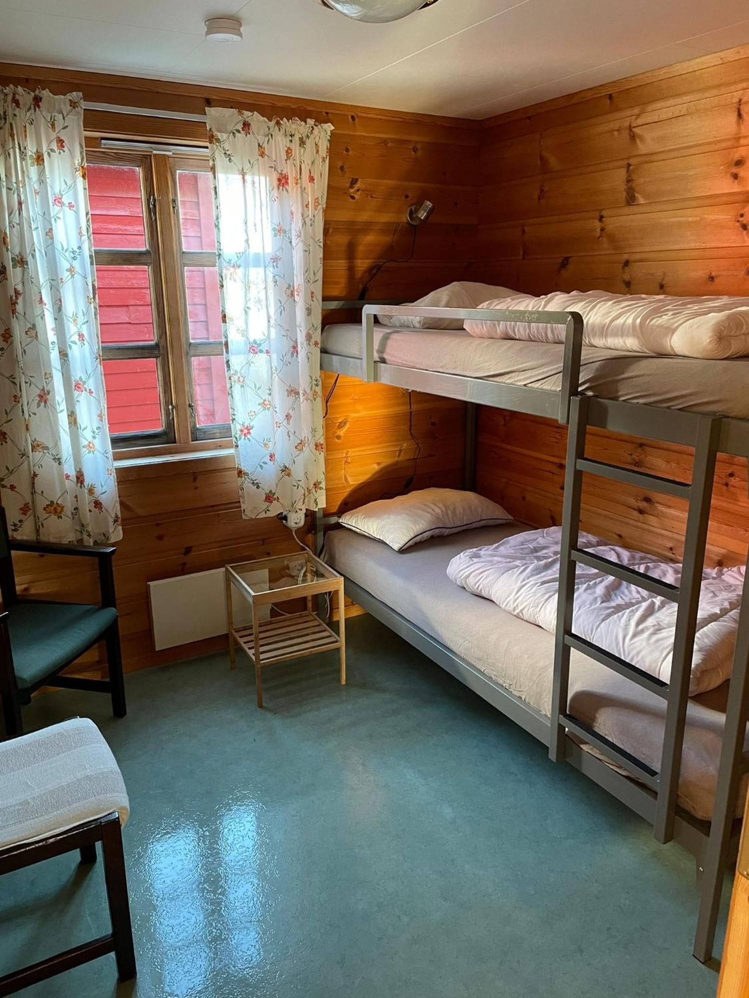 Langenuen Motel & Camping Stord Ngoại thất bức ảnh
