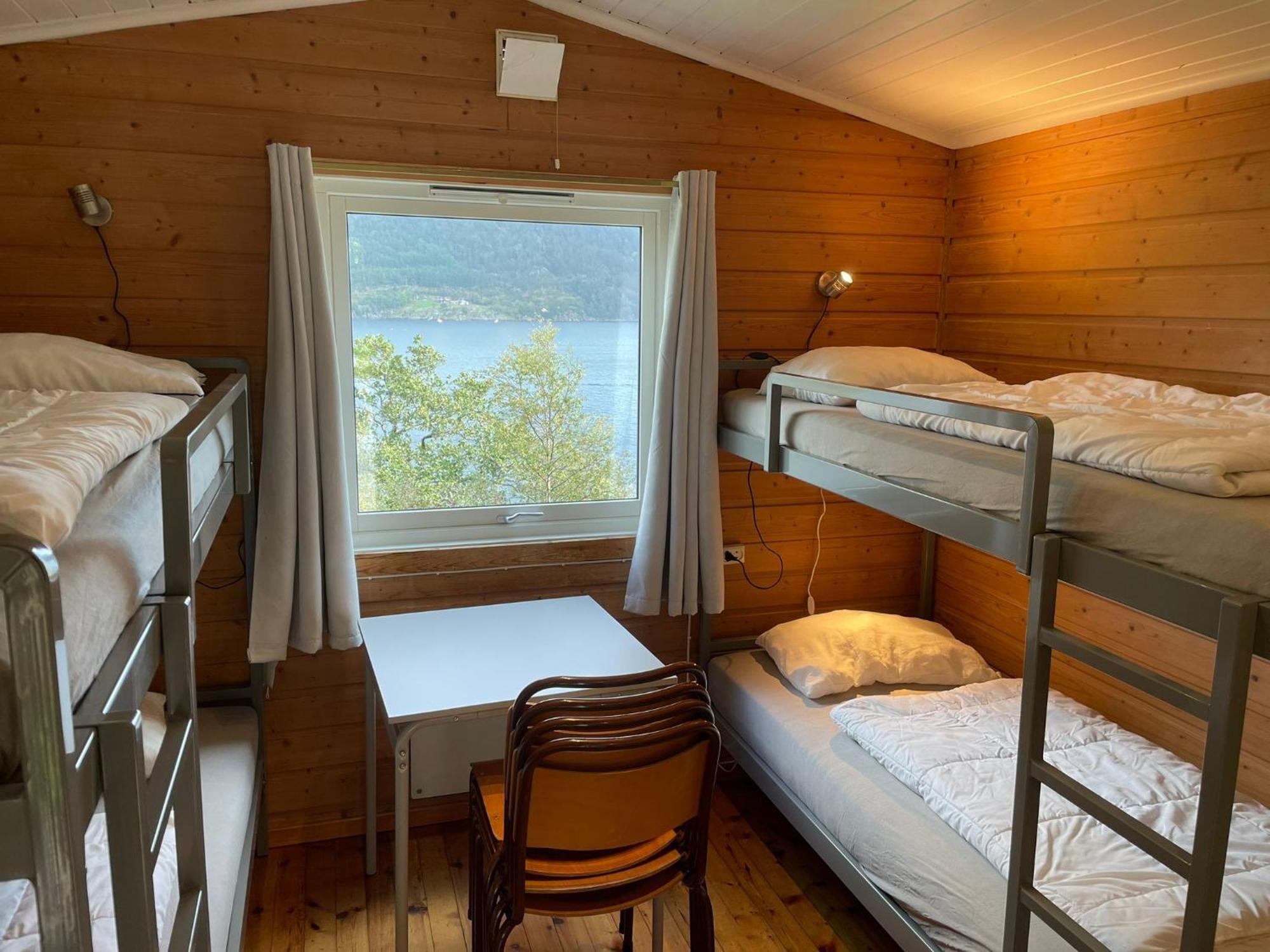 Langenuen Motel & Camping Stord Ngoại thất bức ảnh