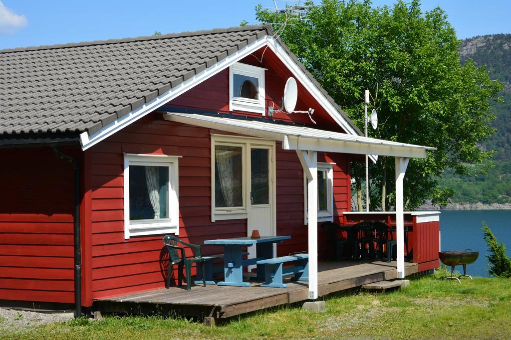 Langenuen Motel & Camping Stord Ngoại thất bức ảnh