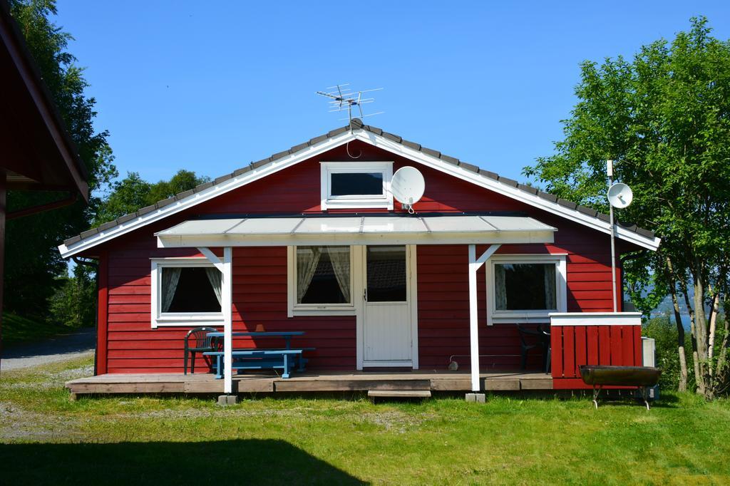 Langenuen Motel & Camping Stord Ngoại thất bức ảnh