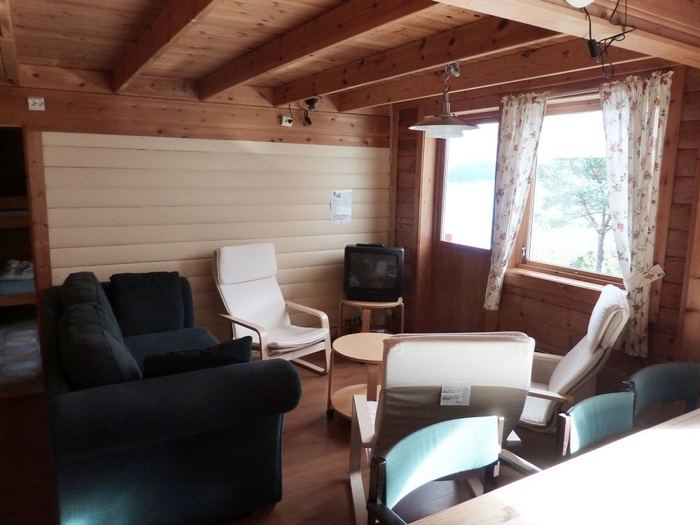 Langenuen Motel & Camping Stord Ngoại thất bức ảnh