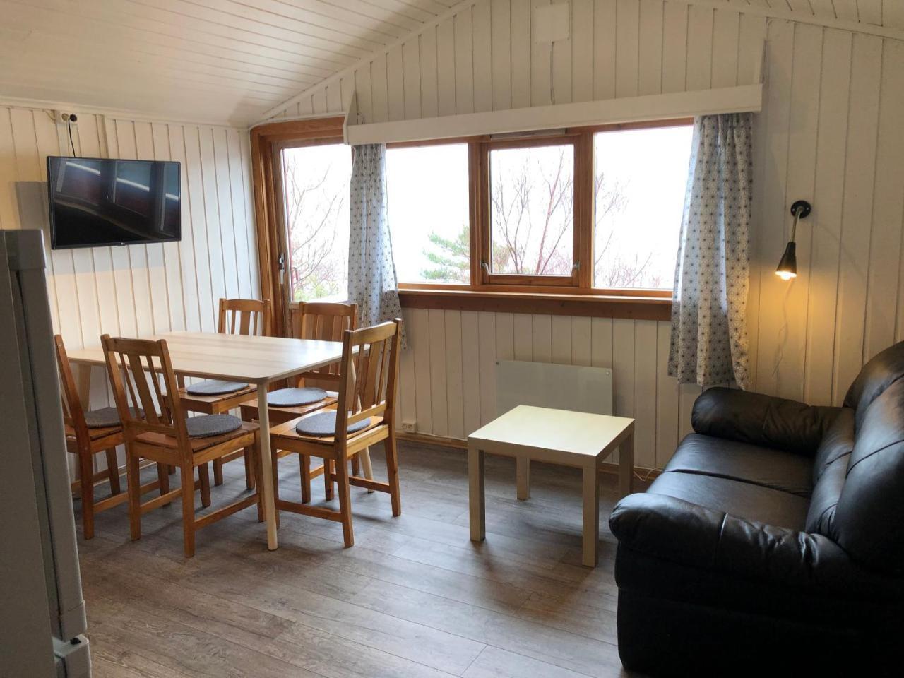 Langenuen Motel & Camping Stord Ngoại thất bức ảnh